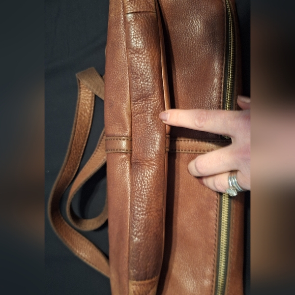 Fossil Foldover Leather Crossbody Messenger Bag - Picture 10 of 15